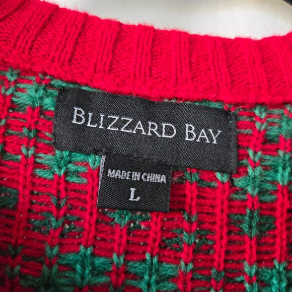 Christmas Sweater - Picture 4 of 4